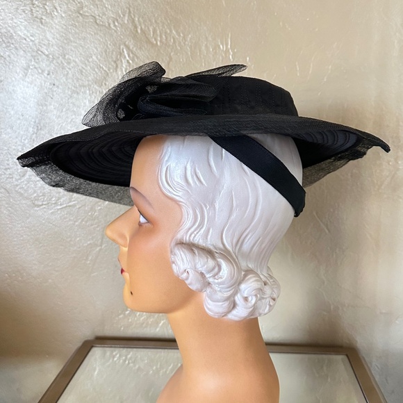 EXQUISITE 1940s\' BLACK TOPSTITCHED FABRIC & CRIN WIDE BRIM TILT HAT main image 13